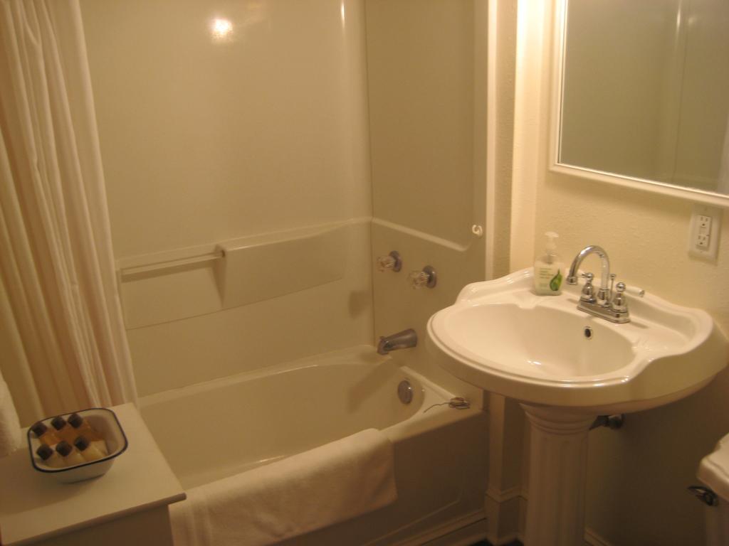 Backwoods Bed And Bath McGregor Exterior foto