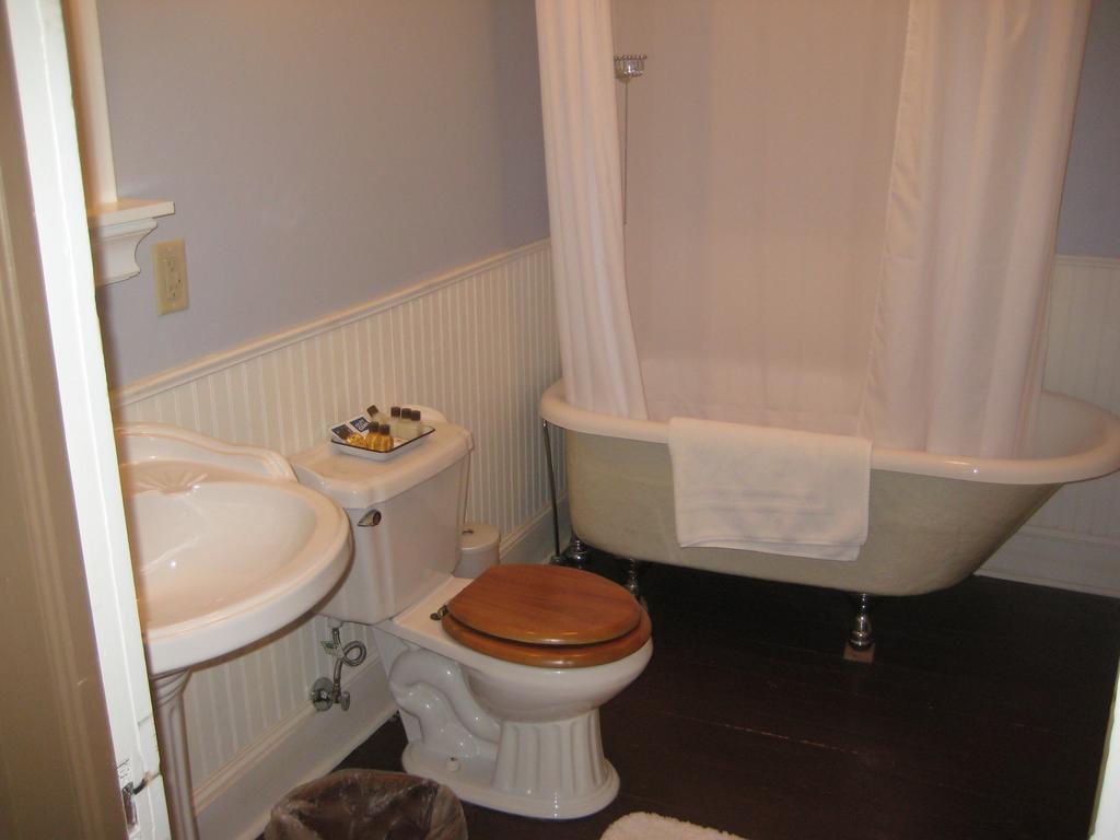 Backwoods Bed And Bath McGregor Exterior foto